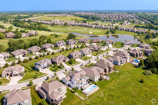 The Lifestyle Shift Drawing Buyers to the KC Northland